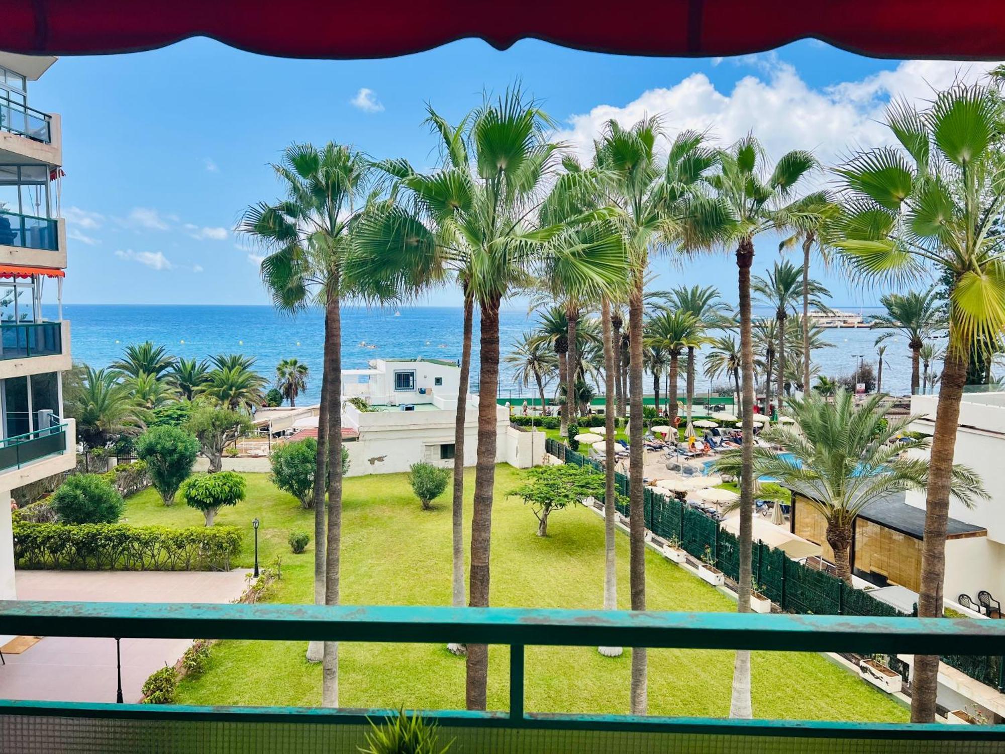 Comodoro Cristianos Beach Vivienda Vacacional Apartman Los Cristianos  Kültér fotó